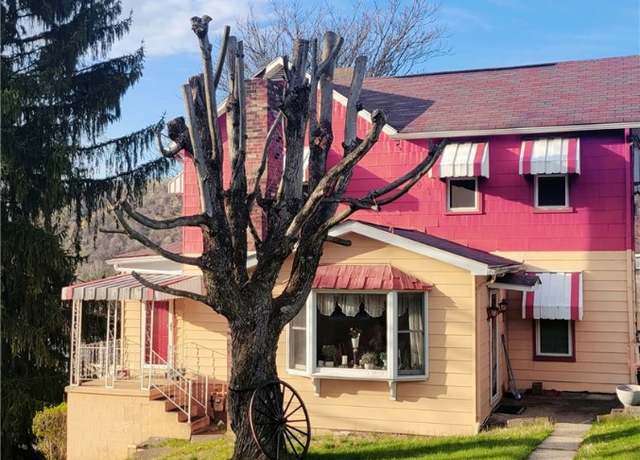 Property at 777 Kennedy St, Monongahela, PA 15063, 4 beds, 2.5 baths