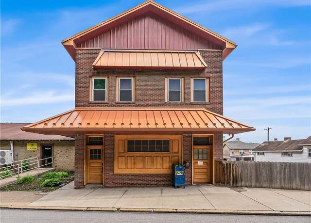 Property at 1556 Island Ave, Stowe Twp, PA 15136, 3 beds, 1.5 baths