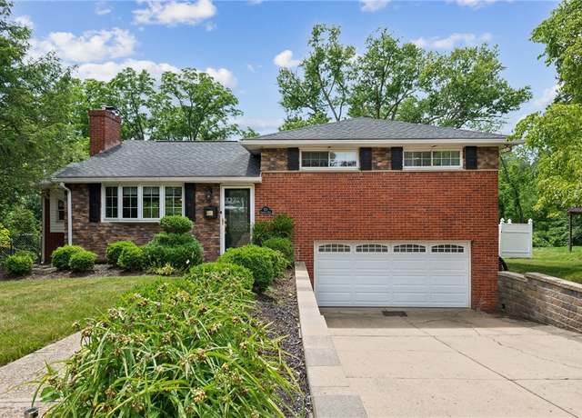 Property at 821 Somerville Dr, Upper St. Clair, PA 15243, 3 beds, 1.5 baths