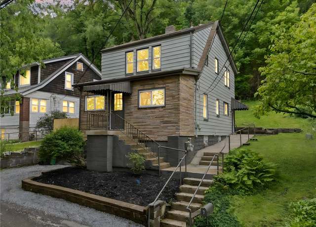 Property at 7 Spring Street Ext, Etna, PA 15223, 3 beds, 2 baths