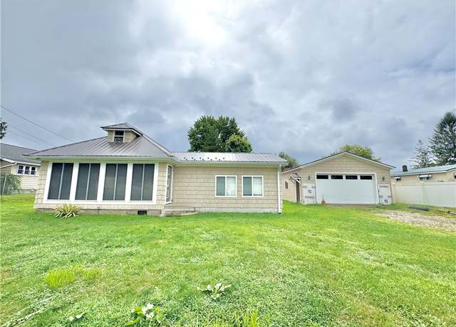 Property at 10589 Woodland Ave, Conneaut Twp, PA 16316, 2 beds, 1 bath