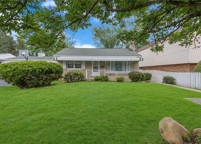 Property at 320 Wilson Ave, Beaver, PA 15009, 2 beds, 1 bath