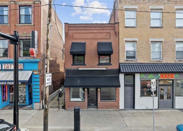 Property at 2206 E Carson St, South Side, PA 15203, 2 beds, 1.5 baths