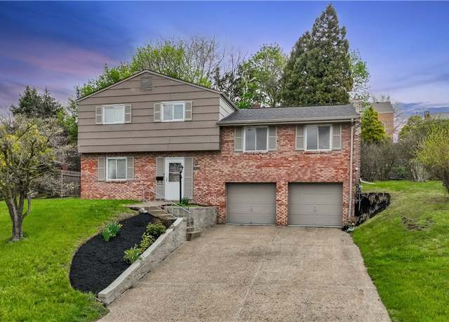Property at 390 Grace St, Pleasant Hills, PA 15236, 4 beds, 2.5 baths