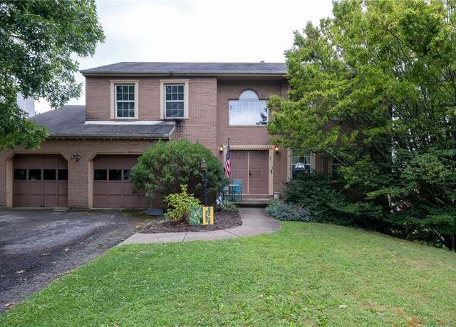 Property at 5025 Meadow Crest Dr, Hampton, PA 15101, 4 beds, 3.5 baths