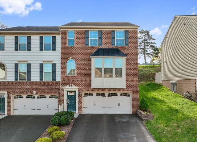 Property at 112 Aprilmae Way, Ross Twp, PA 15237, 3 beds, 2.5 baths