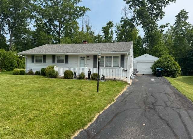 Property at 895 Donna Dr, Hermitage, PA 16148, 3 beds, 2 baths