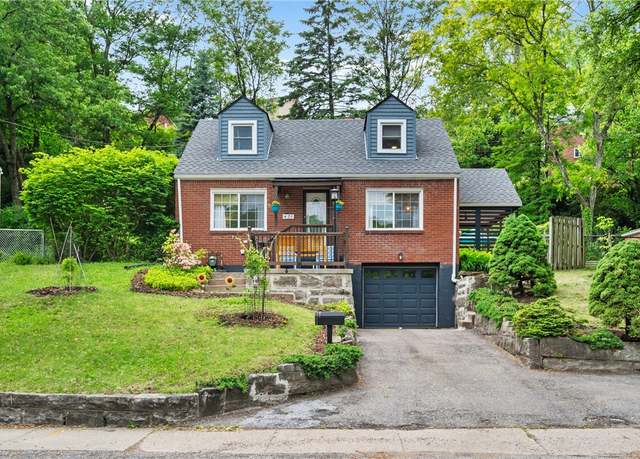 Property at 471 Filmore Rd, Forest Hills Boro, PA 15221, 4 beds, 2.5 baths