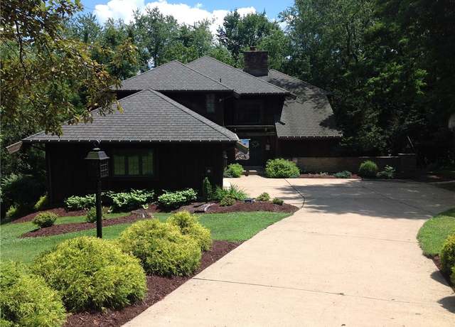 Property at 3121 Treeline Dr, Murrysville, PA 15668, 4 beds, 2.5 baths