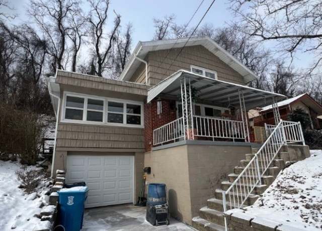 Property at 129 Queenston Dr, Wilkins Twp, PA 15235, 2 beds, 2.5 baths
