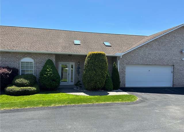 Property at 2750 Iowa Dr #26, Lower Burrell, PA 15068, 2 beds, 2 baths