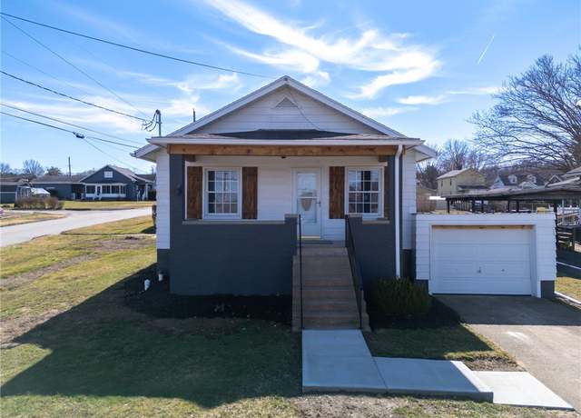 Property at 3 Cottage Ave, Masontown, PA 15461, 2 beds, 1 bath