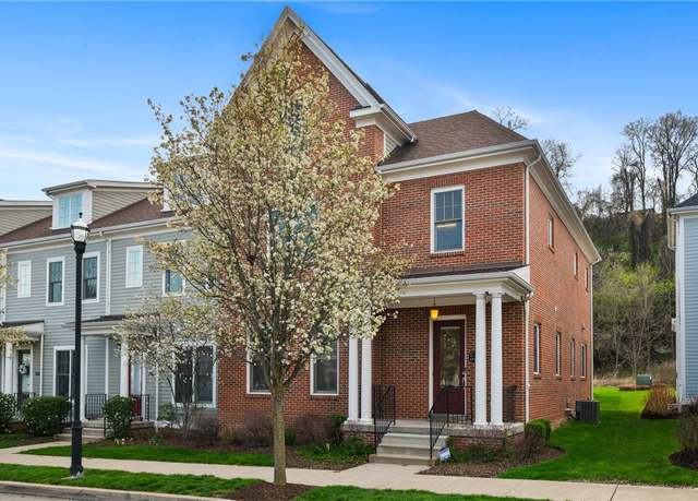 Property at 1759 Parkview Blvd, Squirrel Hill, PA 15217, 4 beds, 4 baths