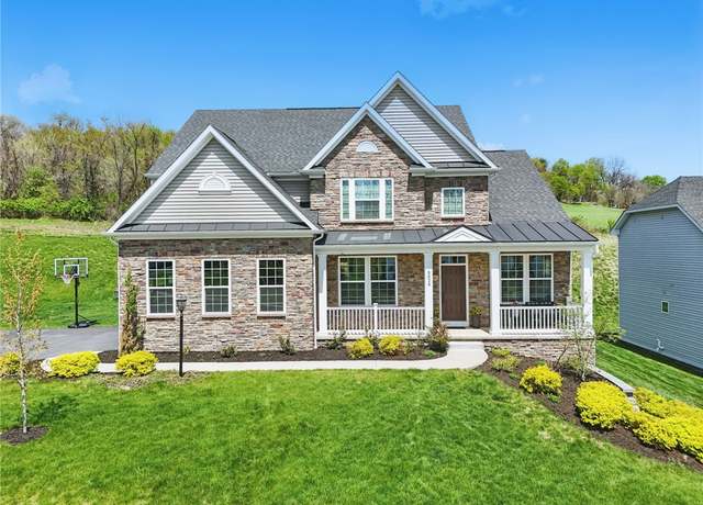 Property at 5023 Kensington Dr, Cecil, PA 15317, 4 beds, 4 baths