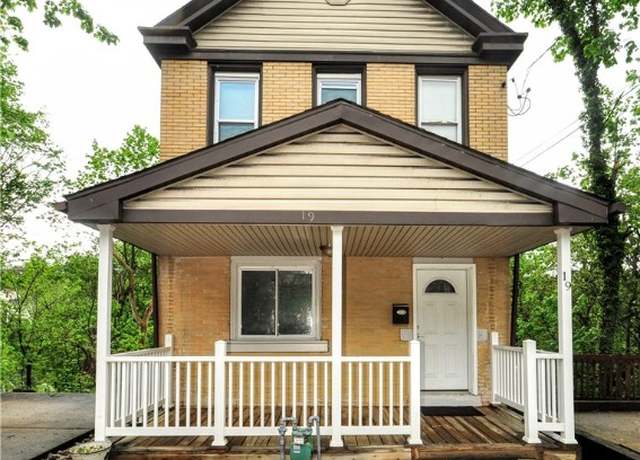 Property at 19 Baldwick Rd, Crafton Heights, PA 15205, 2 beds, 2.5 baths