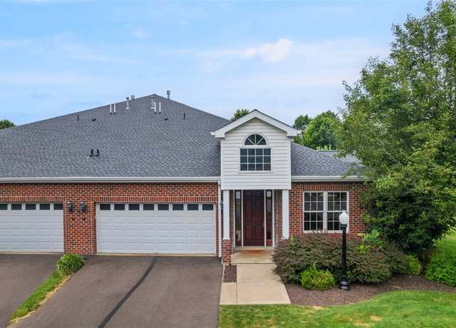Property at 1003 Union Ct, Valencia, PA 16059, 2 beds, 2.5 baths