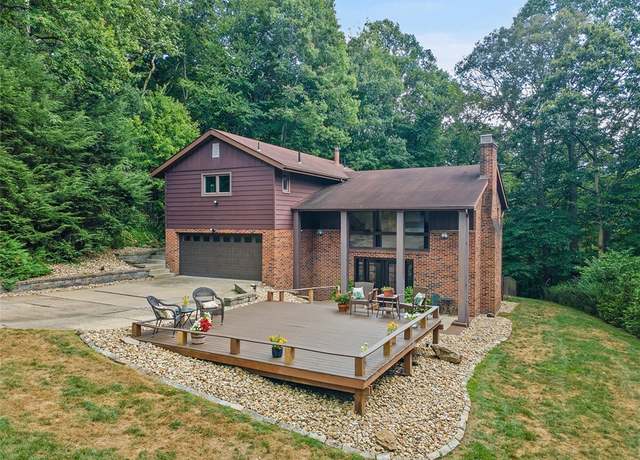 Property at 385 Murphy Ave, Baden, PA 15005, 4 beds, 3 baths