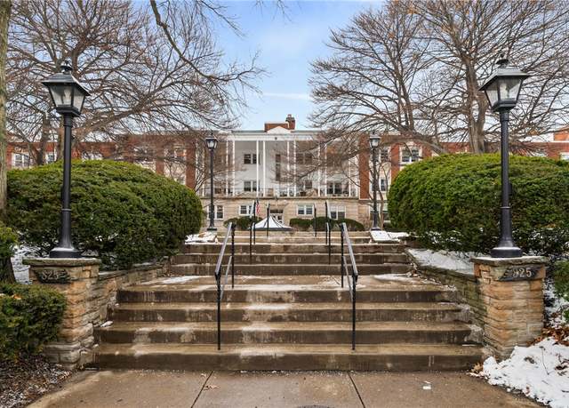 Property at 825 Morewood Unit G1, Shadyside, PA 15213, 3 beds, 2 baths