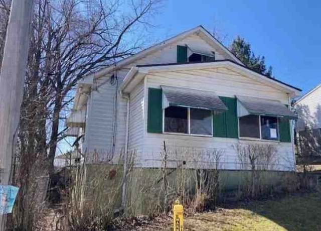 Property at 222 Charles St, Canton Twp, PA 15301, 2 beds, 1 bath