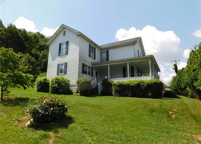 Property at 102 Blosser Hill Rd, Springhill Twp, PA 15451, 3 beds, 1 bath