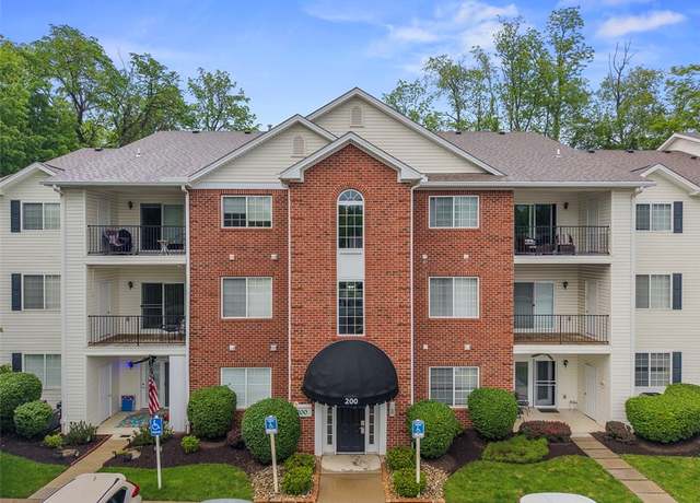 Property at 200 Hidden Ridge Ct #202, South Park, PA 15129, 2 beds, 2 baths