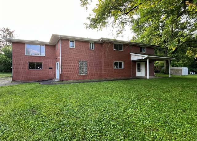 Property at 5601 Rodgers St, Lincoln Place, PA 15207, 4 beds, 2.5 baths
