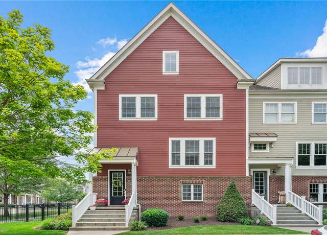 Property at 234 College Ave, Oakmont, PA 15139, 4 beds, 4 baths