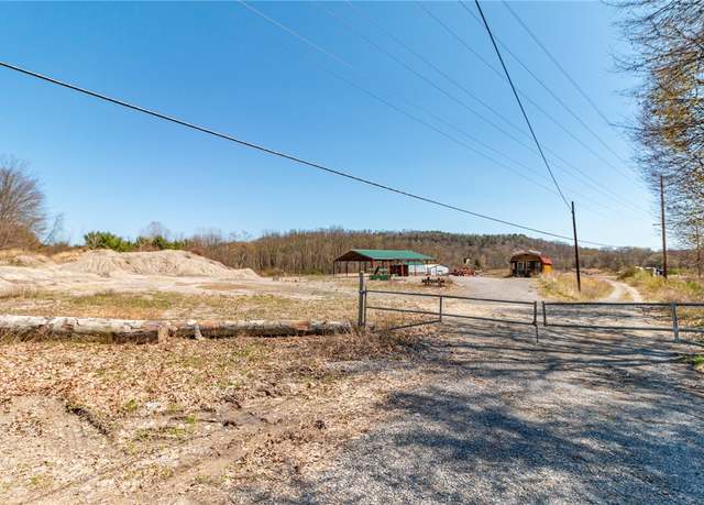 Property at 250 Sylvania Dr, Big Beaver, PA 16141
