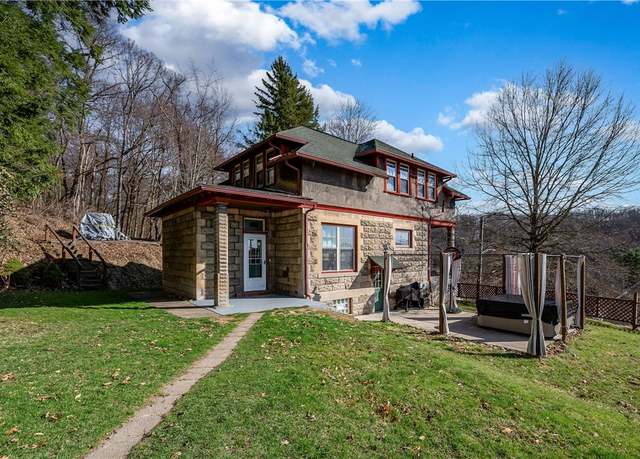 Property at 434 Mercer St, City Of But Nw, PA 16001, 3 beds, 1 bath
