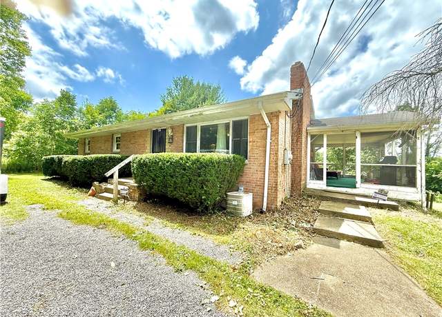Property at 481 Enon Rd, Darlngtn Twp, PA 16120, 3 beds, 1.5 baths