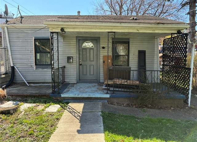 Property at 240 Flowers Ave, Hazelwood, PA 15207, 2 beds, 1 bath
