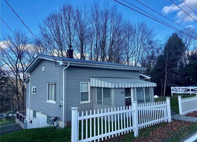 Property at 883 Main St, St. Petersburg, PA 16054, 2 beds, 1 bath