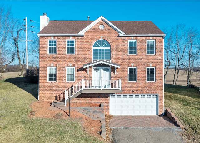 Property at 182 Markwood Dr, Cecil, PA 15317, 4 beds, 2.5 baths