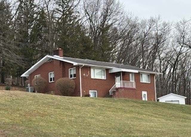 Property at 123 Tyson Ln, Hempfield Twp - Wml, PA 15601, 2 beds, 2 baths