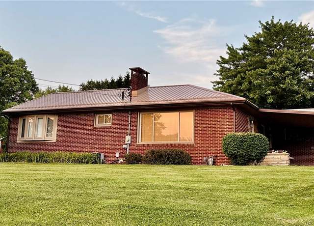 Property at 2617 S Hermitage Rd, Hermitage, PA 16148, 3 beds, 2.5 baths