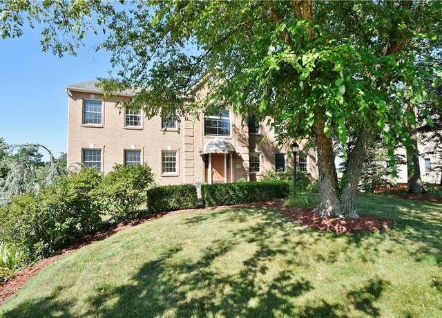 Property at 433 Independence Blvd, South Strabane, PA 15301, 4 beds, 3.5 baths