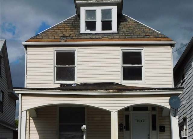 Property at 1042 Leishman Ave, New Kensington, PA 15068, 5 beds, 4 baths