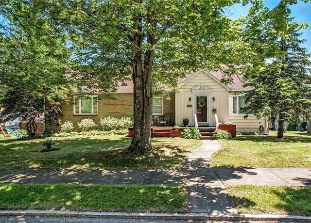 Property at 1302 Albert St, New Castle/2nd, PA 16105, 4 beds, 2.5 baths