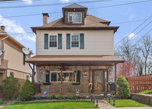 Property at 2221 Palm Beach Ave, Beechview, PA 15216, 3 beds, 2 baths