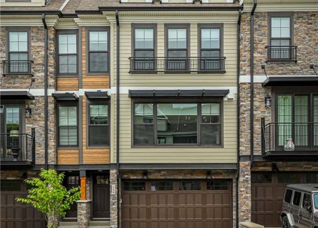 Property at 120 Enclave Dr, Seven Fields Boro, PA 16046, 3 beds, 3.5 baths