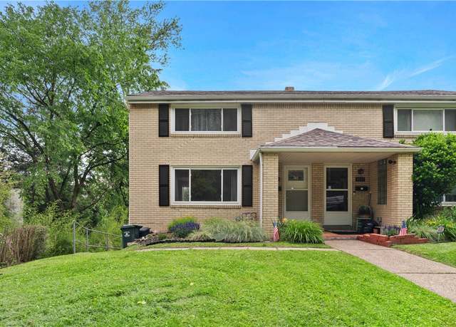 Property at 1035 Amherst St, White Oak, PA 15131, 2 beds, 1 bath