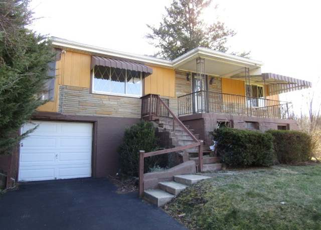 Property at 110 1st Ave, Ohioville, PA 15059, 4 beds, 2 baths