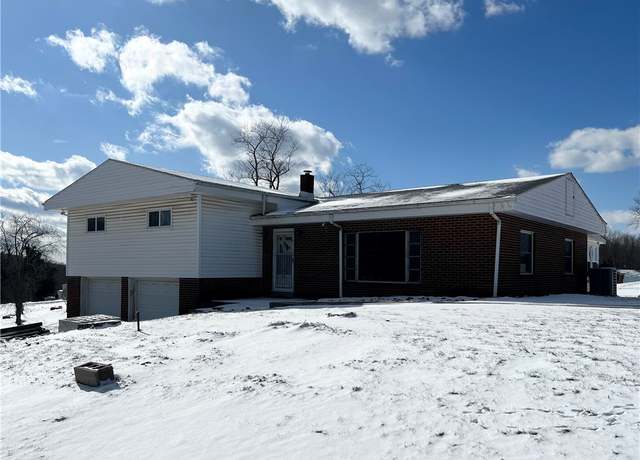 Property at 4751 Kendor Dr, Allegheny Twp - Wml, PA 15068, 4 beds, 2.5 baths