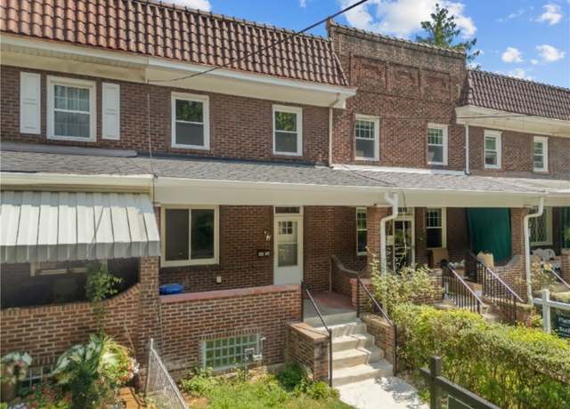 Property at 6526 Jackson St, Highland Park, PA 15206, 3 beds, 1 bath