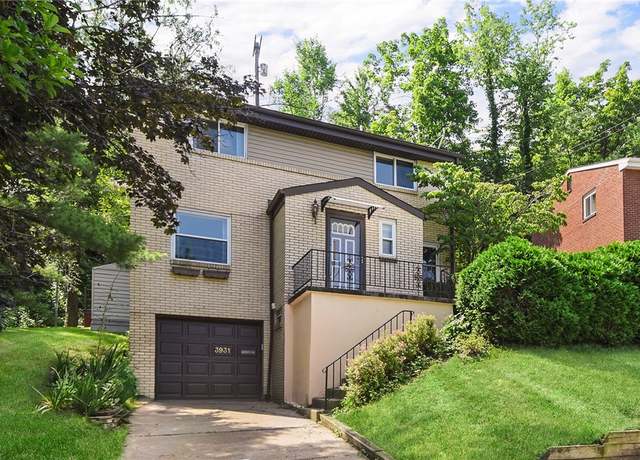 Property at 3931 Boulevard Dr, Squirrel Hill, PA 15217, 3 beds, 1.5 baths