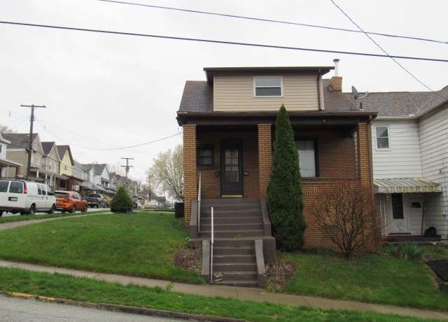 Property at 927 Brinton Ave, Pitcairn, PA 15140, 2 beds, 1 bath
