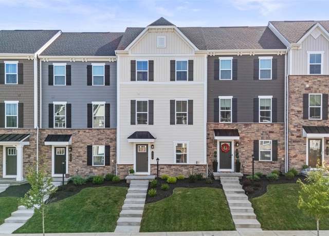 Property at 315 Caledonia Pl, Cranberry Twp, PA 16066, 3 beds, 2.5 baths