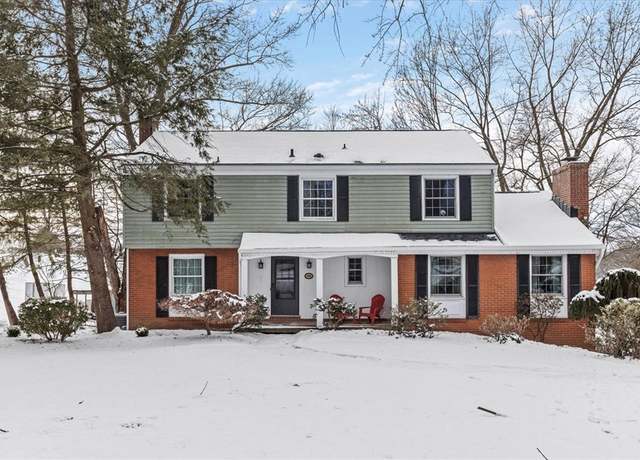 Property at 1561 King Charles Dr, Franklin Park, PA 15237, 4 beds, 2.5 baths