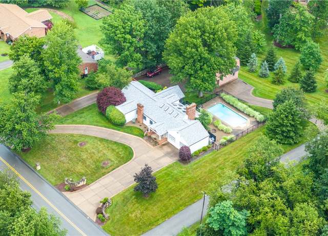 Property at 612 Bower Hill Rd, Peters Twp, PA 15367, 5 beds, 3 baths