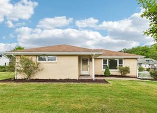Property at 200 Edgewood Dr, Hopewell Twp - Bea, PA 15001, 4 beds, 2 baths